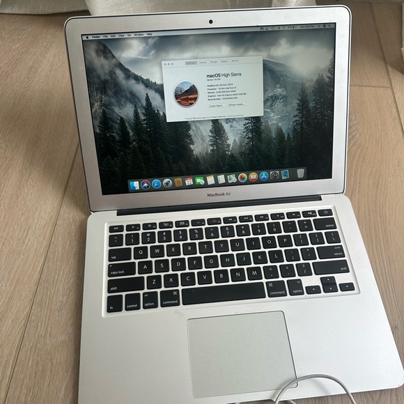 Apple MacBook Air 13”